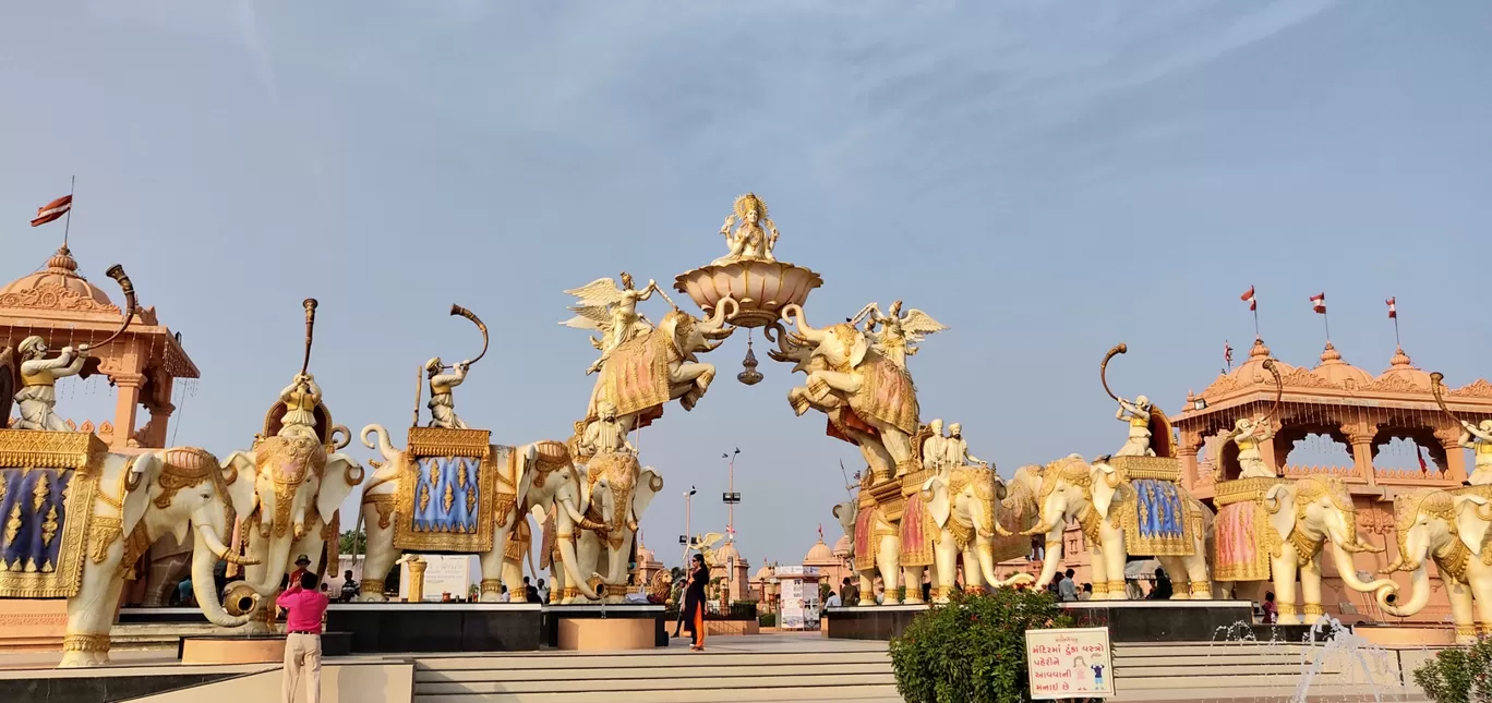 Photo of Nilkanthdham Swaminarayan Temple Poicha By Anmol Singh