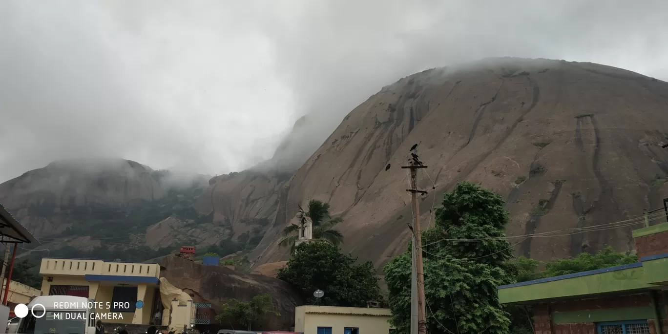 Photo of Savandurga Hill By S_T_R_A_G_G_L_E_R 