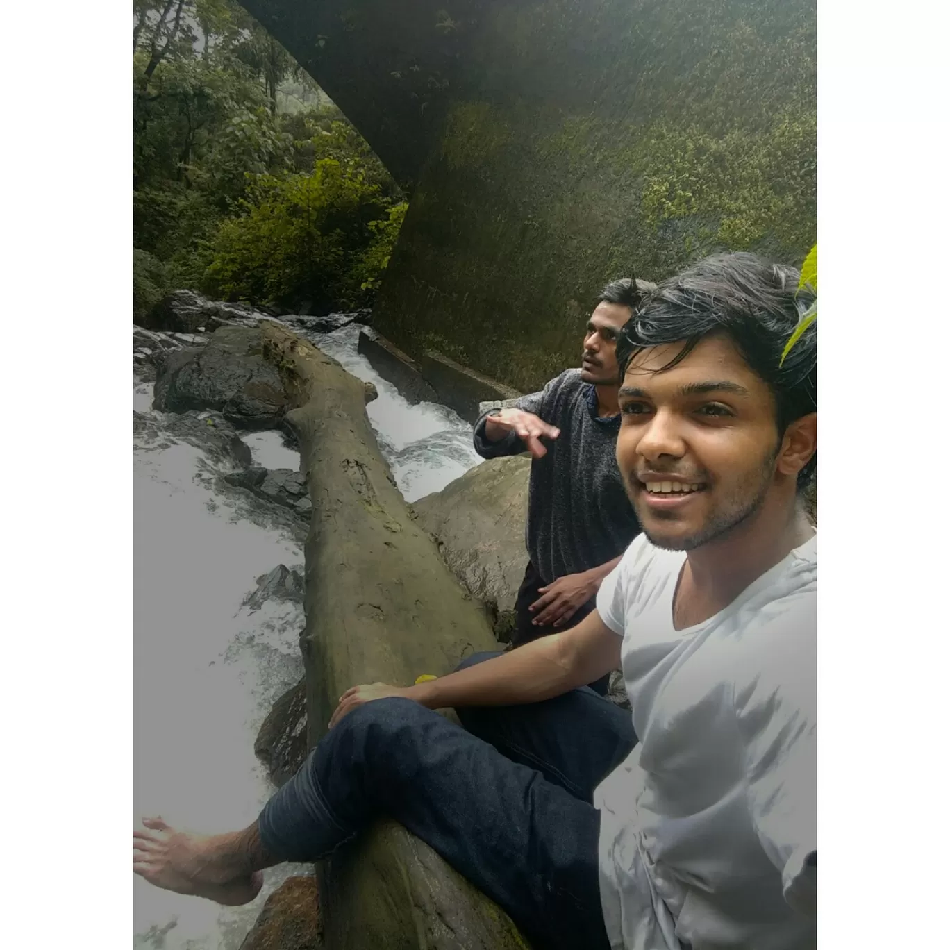 Photo of Dudhsagar Falls By 99