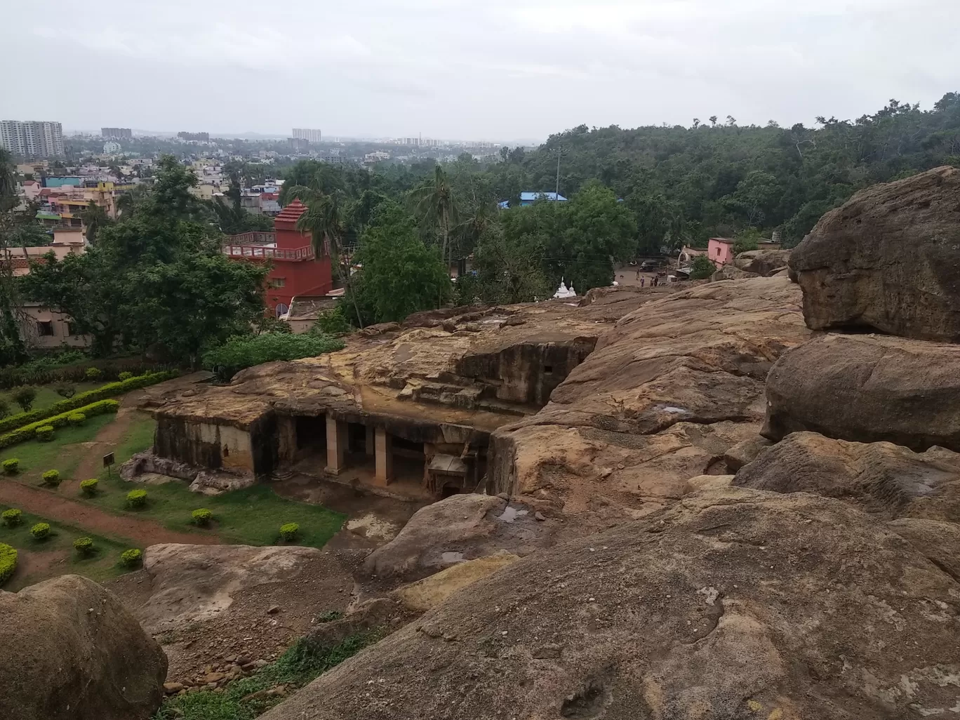 Photo of Udaygiri and Khandagiri Caves By Vikas Rawat