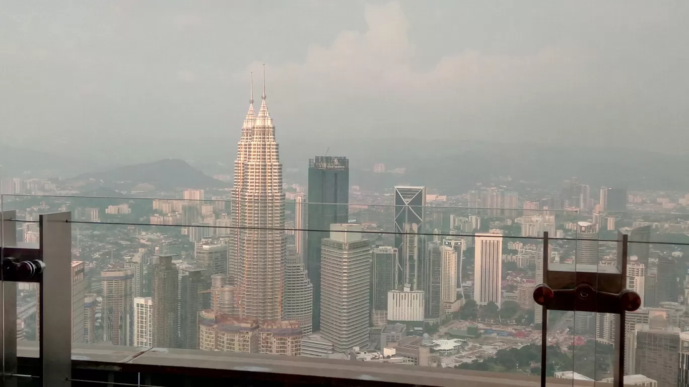 Photo of Petronas Twin Tower By Aishwarya Sharma