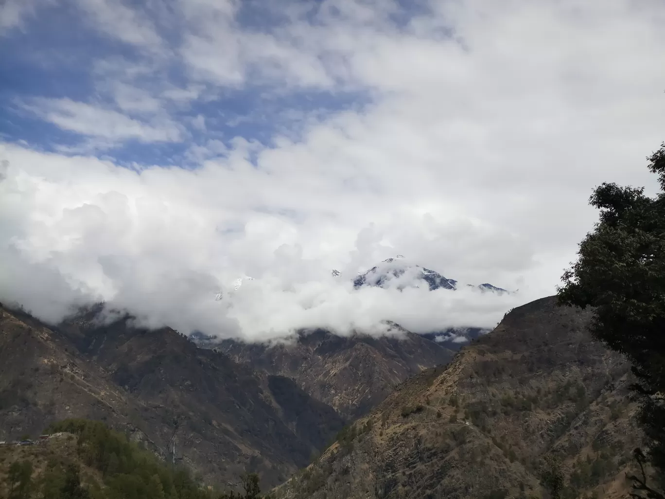 Photo of Kedarkantha By Shubham Yadav