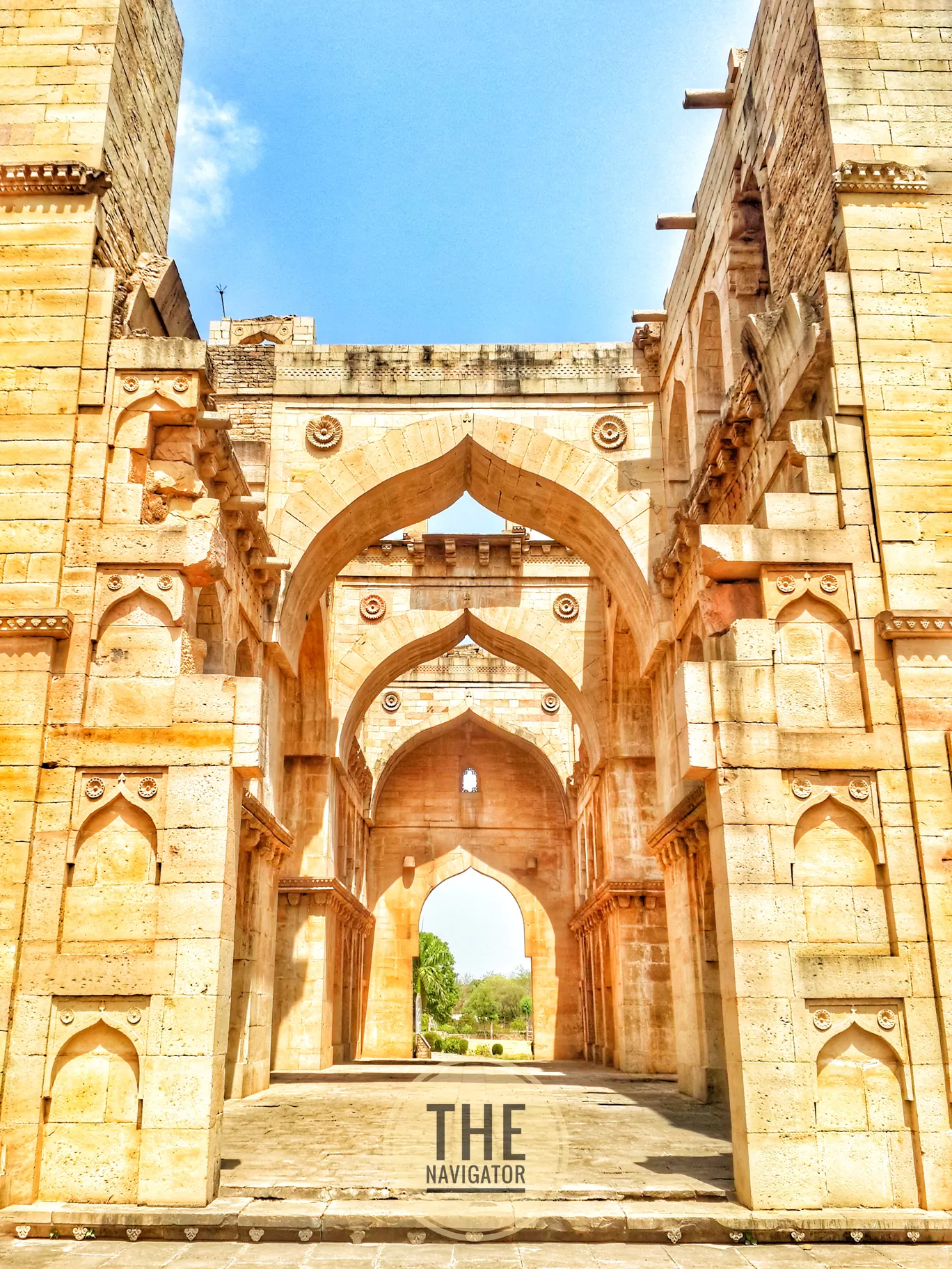 Photo of Koshak Mahal By Chanderi Madhya predesh.