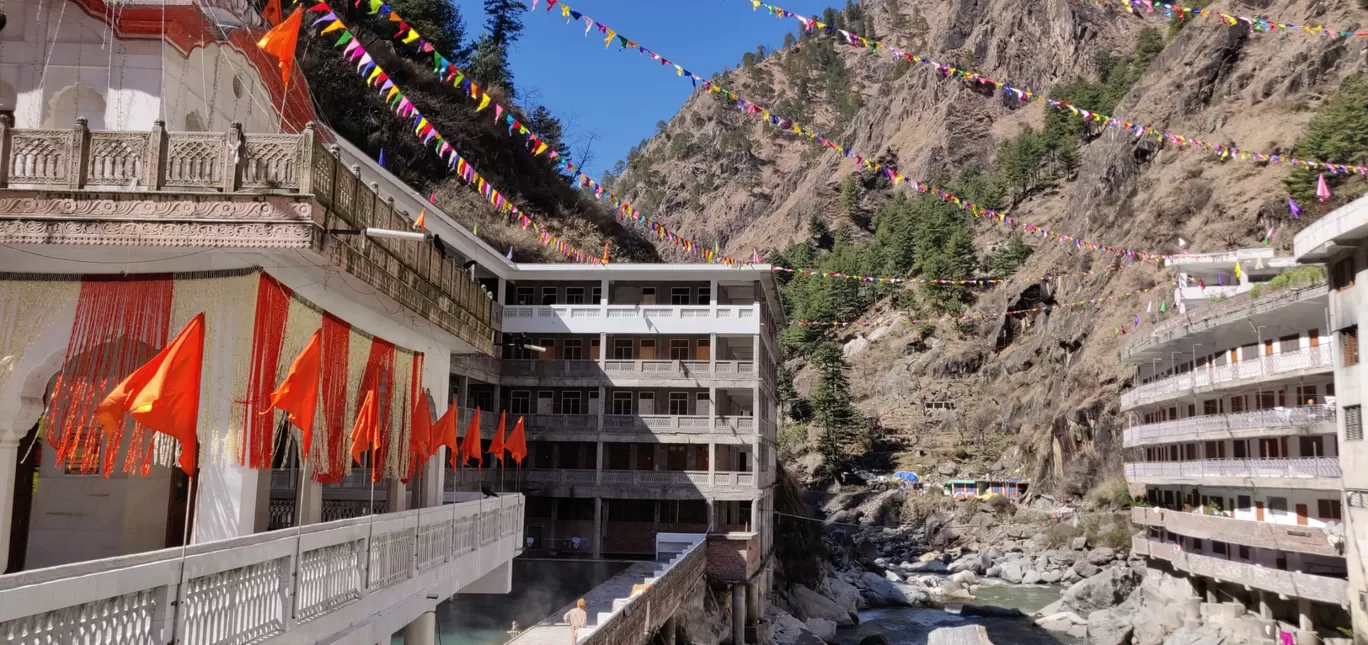 Photo of Manikaran Gurudwara By Vighnesh Jha