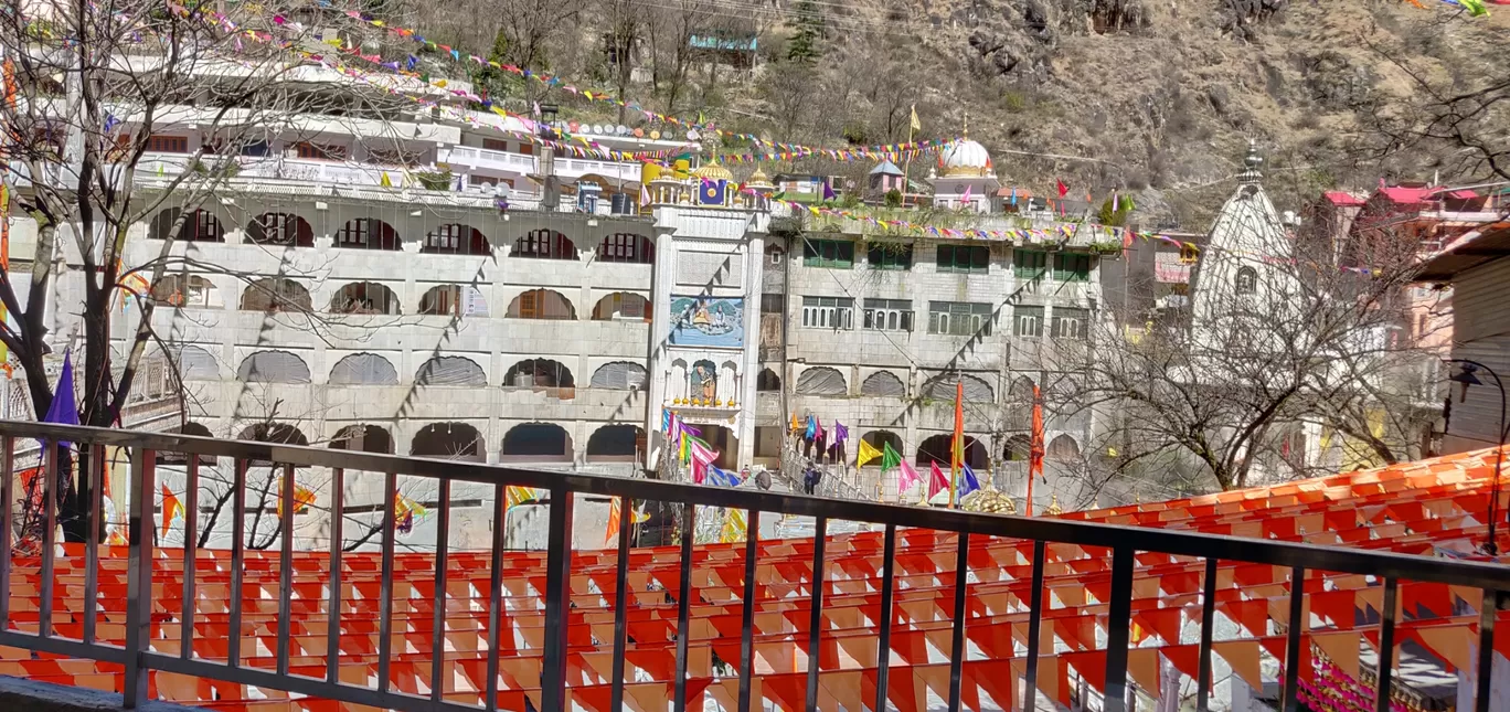 Photo of Manikaran Gurudwara By Vighnesh Jha
