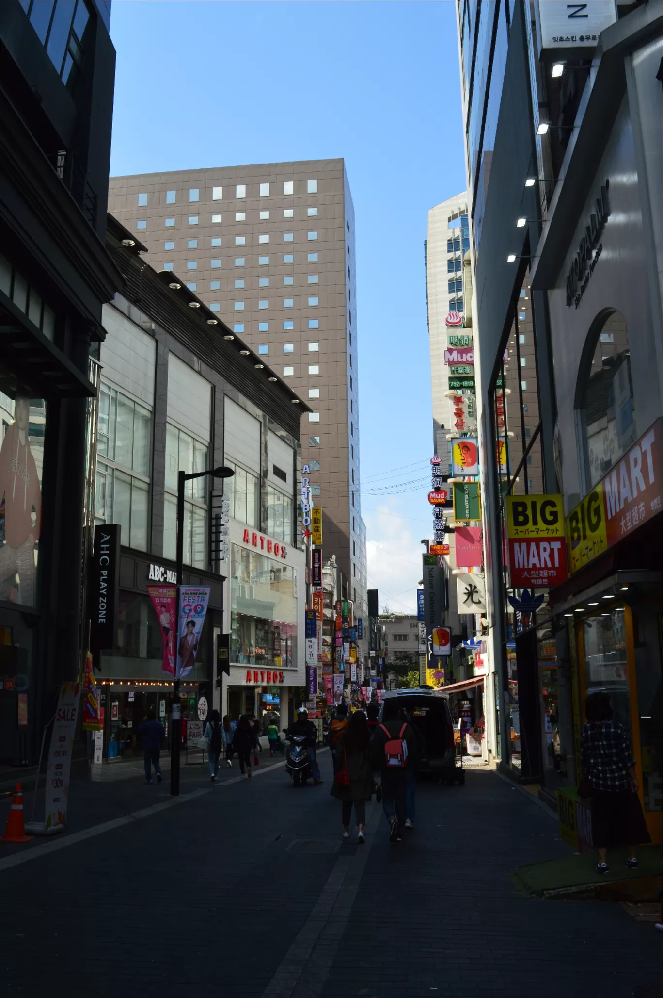 Photo of South Korea By Reni Elizabeth