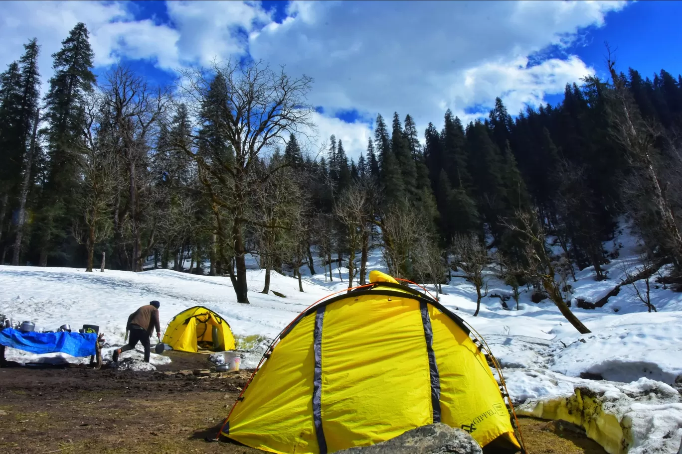 Photo of Kedarkantha Base Camp By Avishek Nag