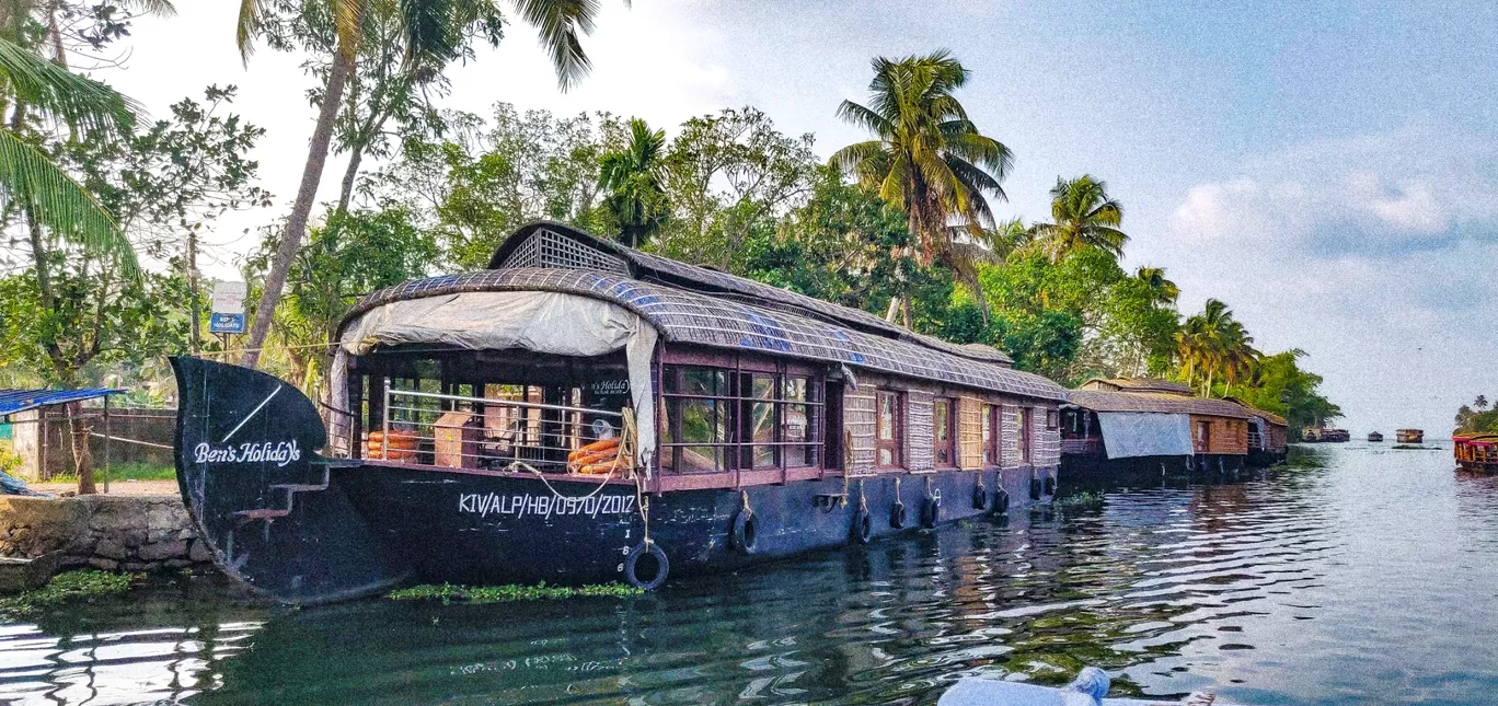 Photo of Alleppey By Ajith Tolroy