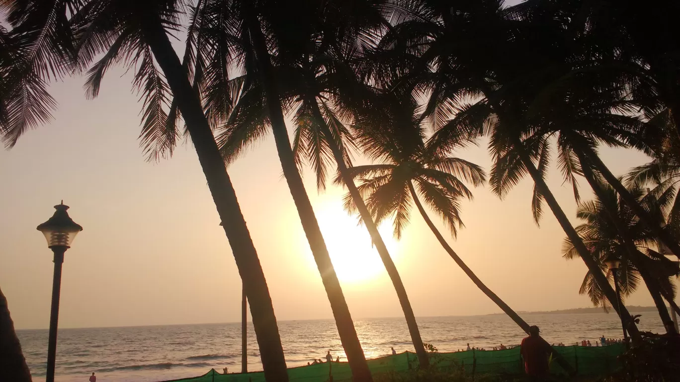 Photo of Juhu By Sachin Singh