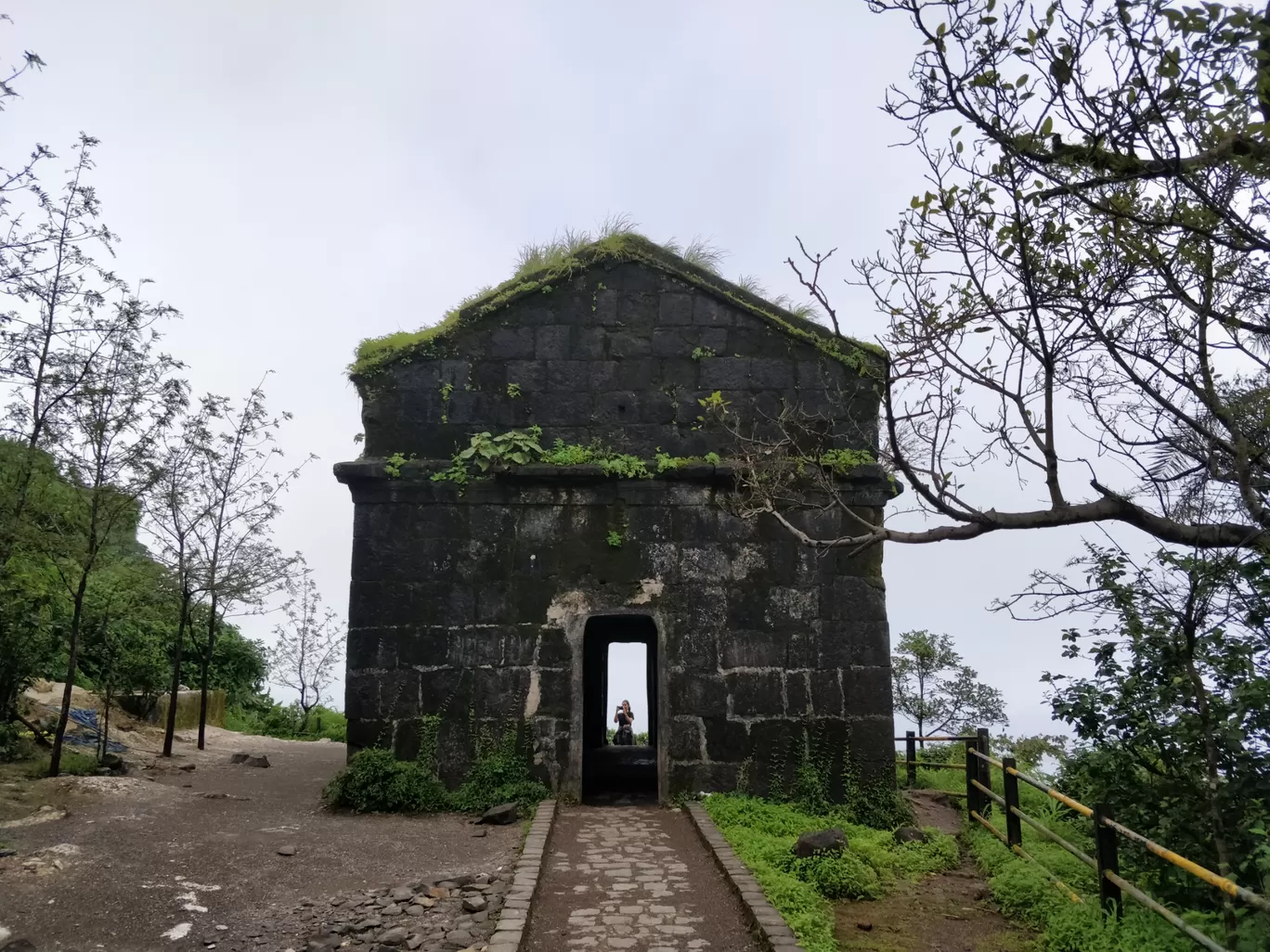 Photo of Sinhagad Fort By Vijay Sai Virup 