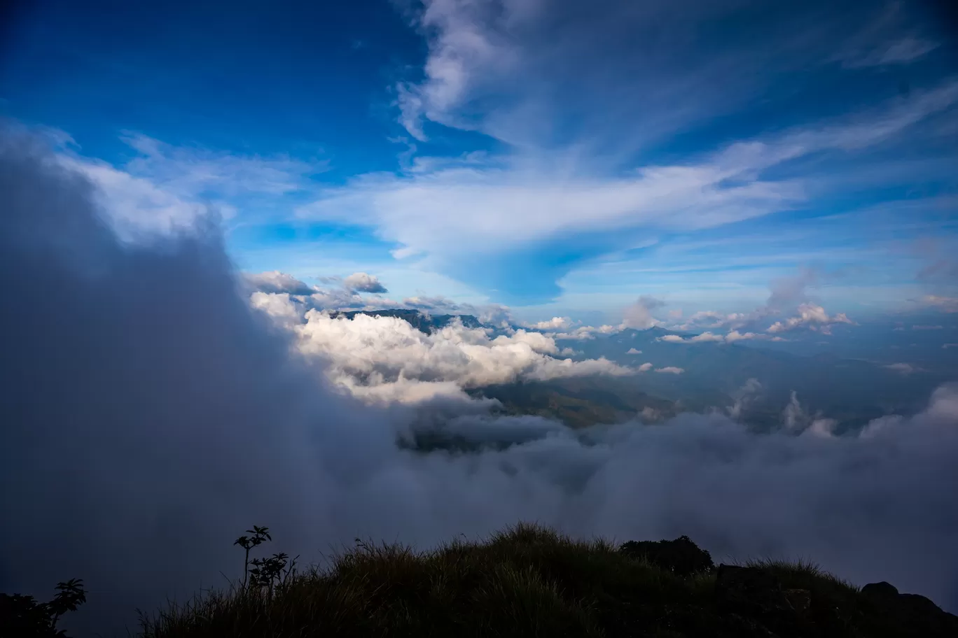 Photo of Kolukkumalai Tea Plantation By Mrphenomenal Diaries