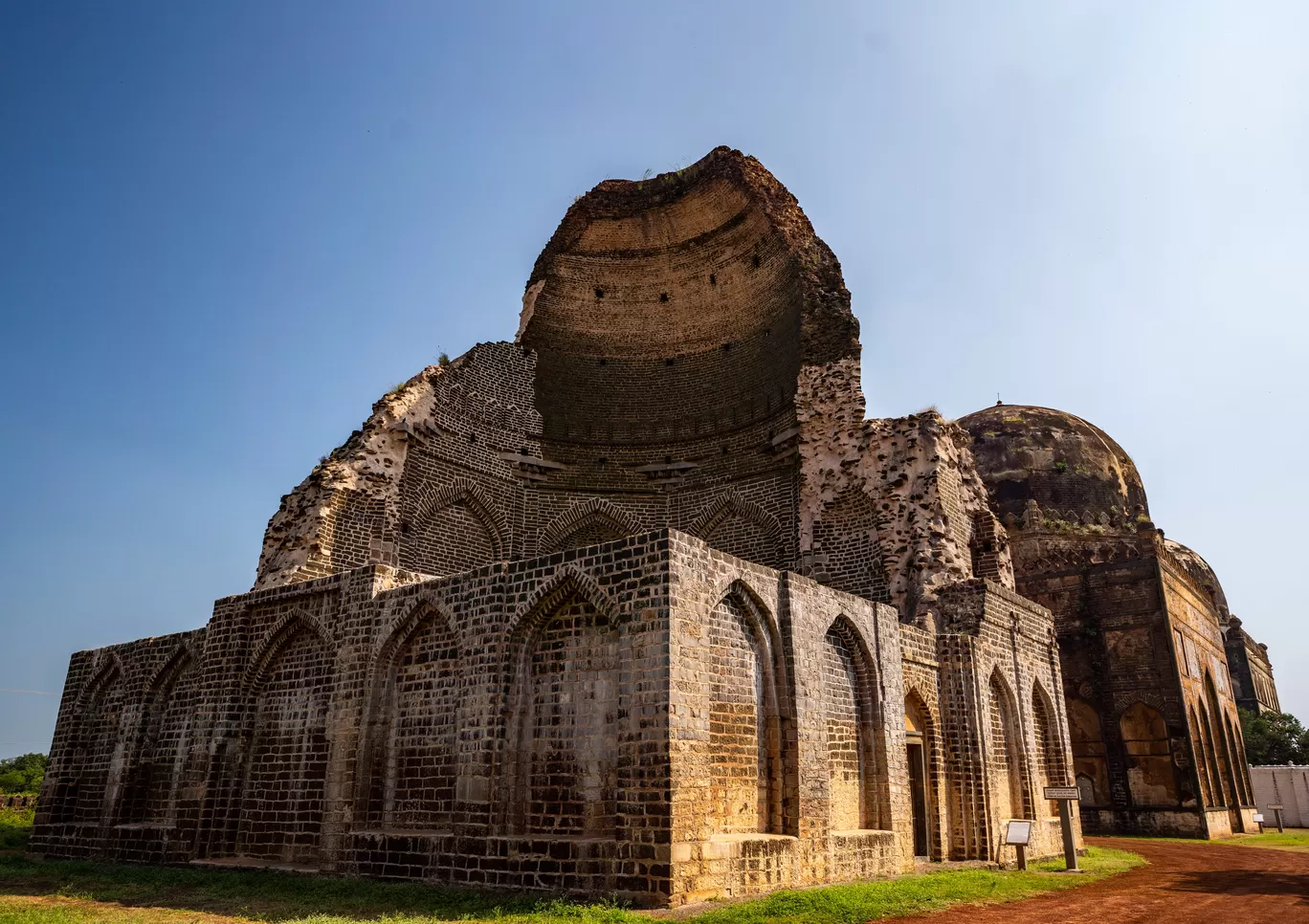 Photo of Bahmani Tombs By Mrphenomenal Diaries