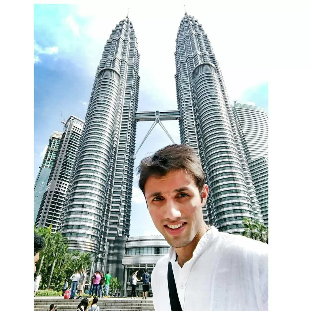 Photo of Petronas Twin Tower By Piyush Gandhi