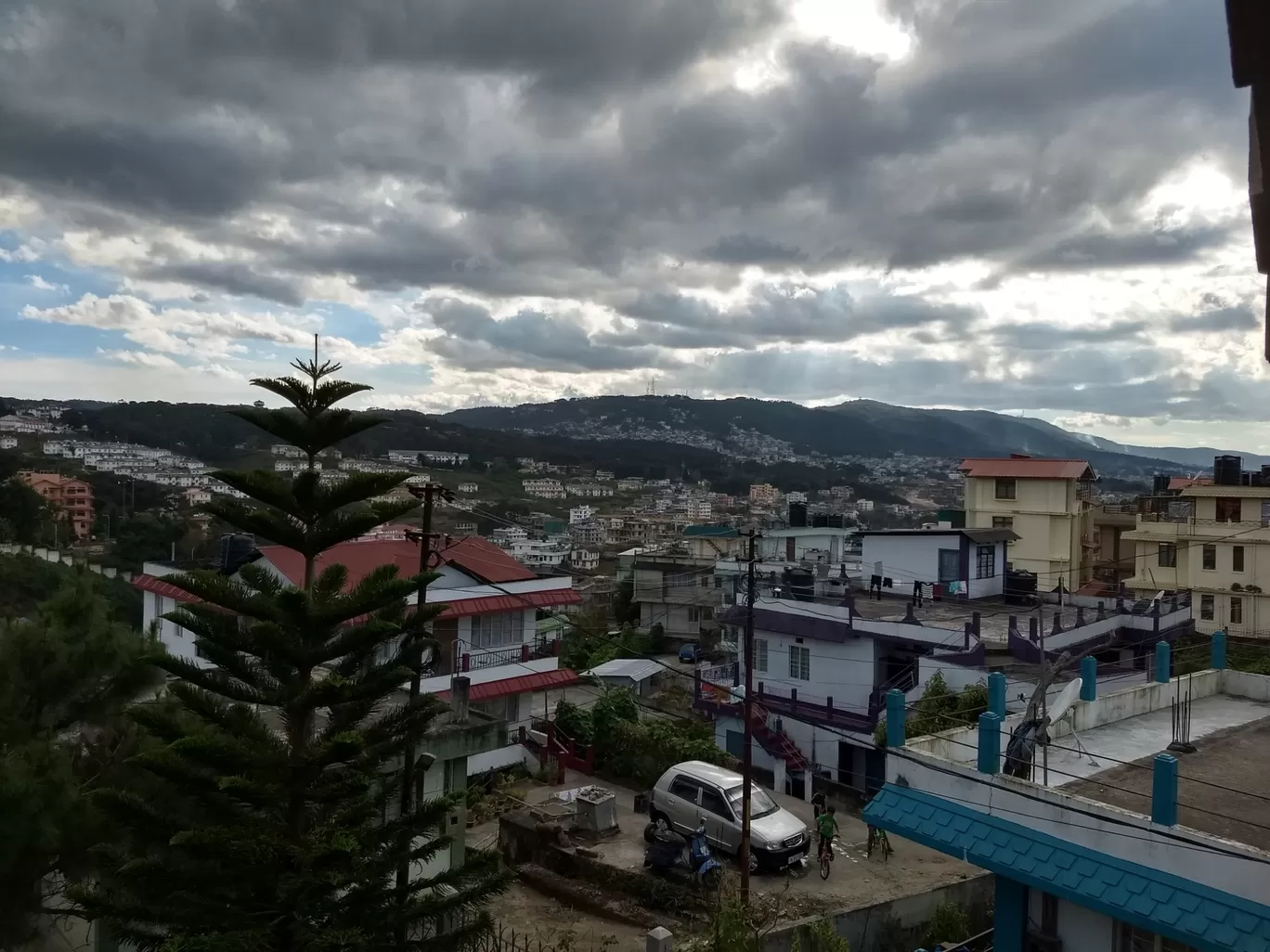 Photo of Nongrah Road By Heather Cecilia Phanwar