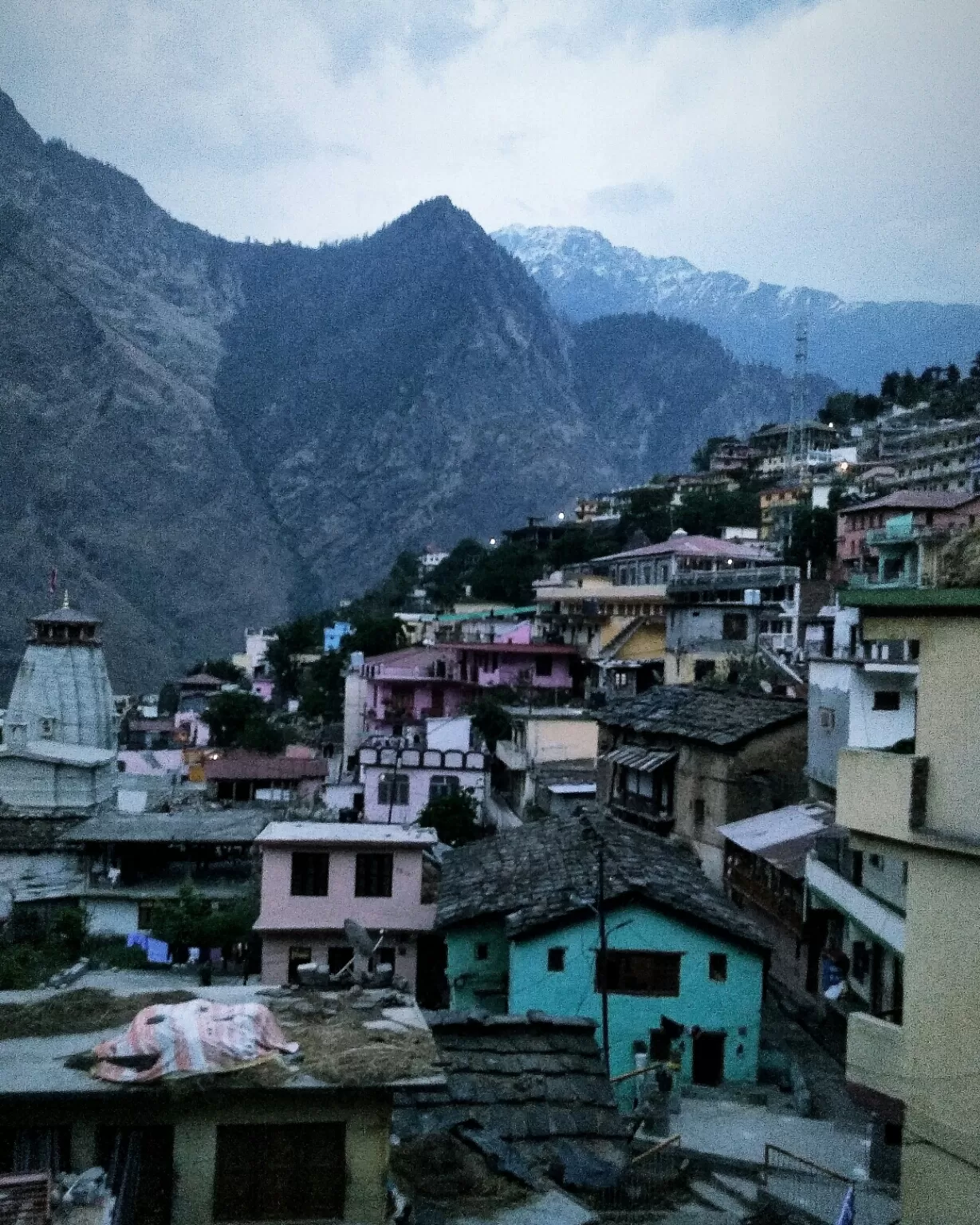 Photo of Auli Laga Salude By Falak Shah