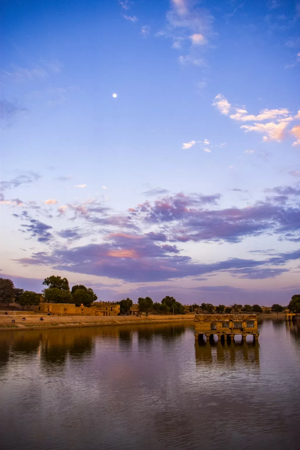 Photo of Gadisar Lake By Homi Patel