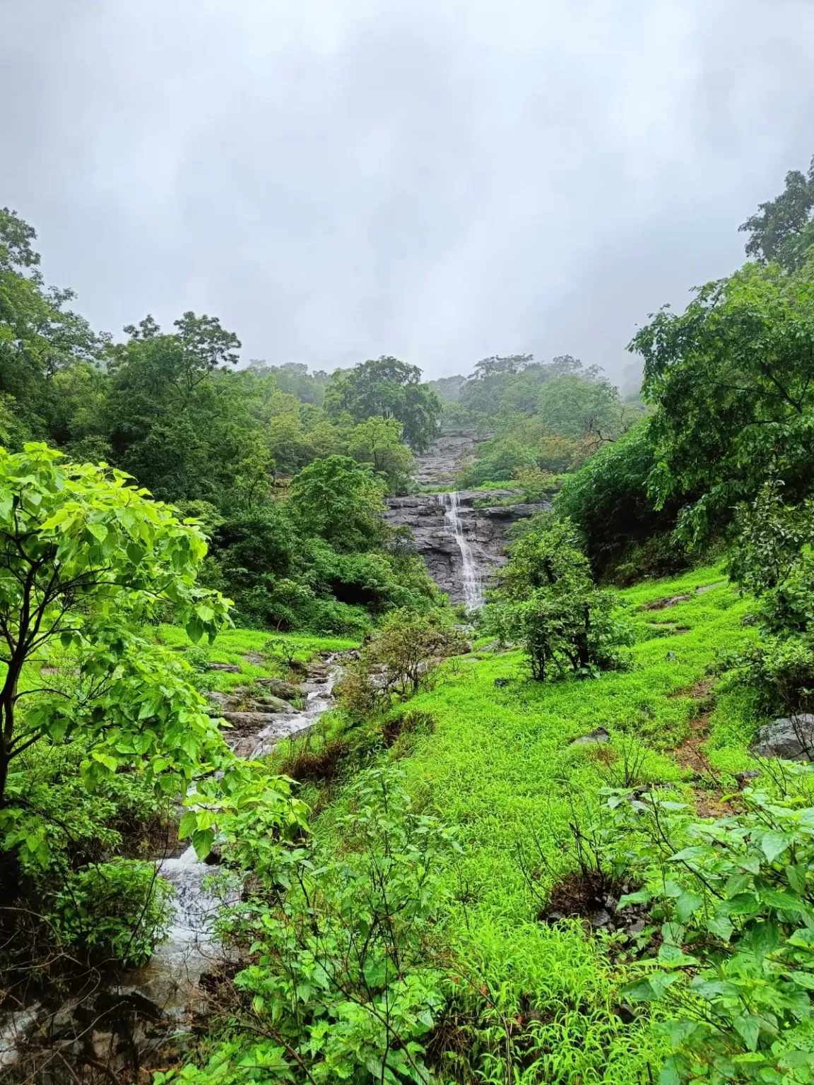 Photo of Maruti waterfall By Radhika Prajapati