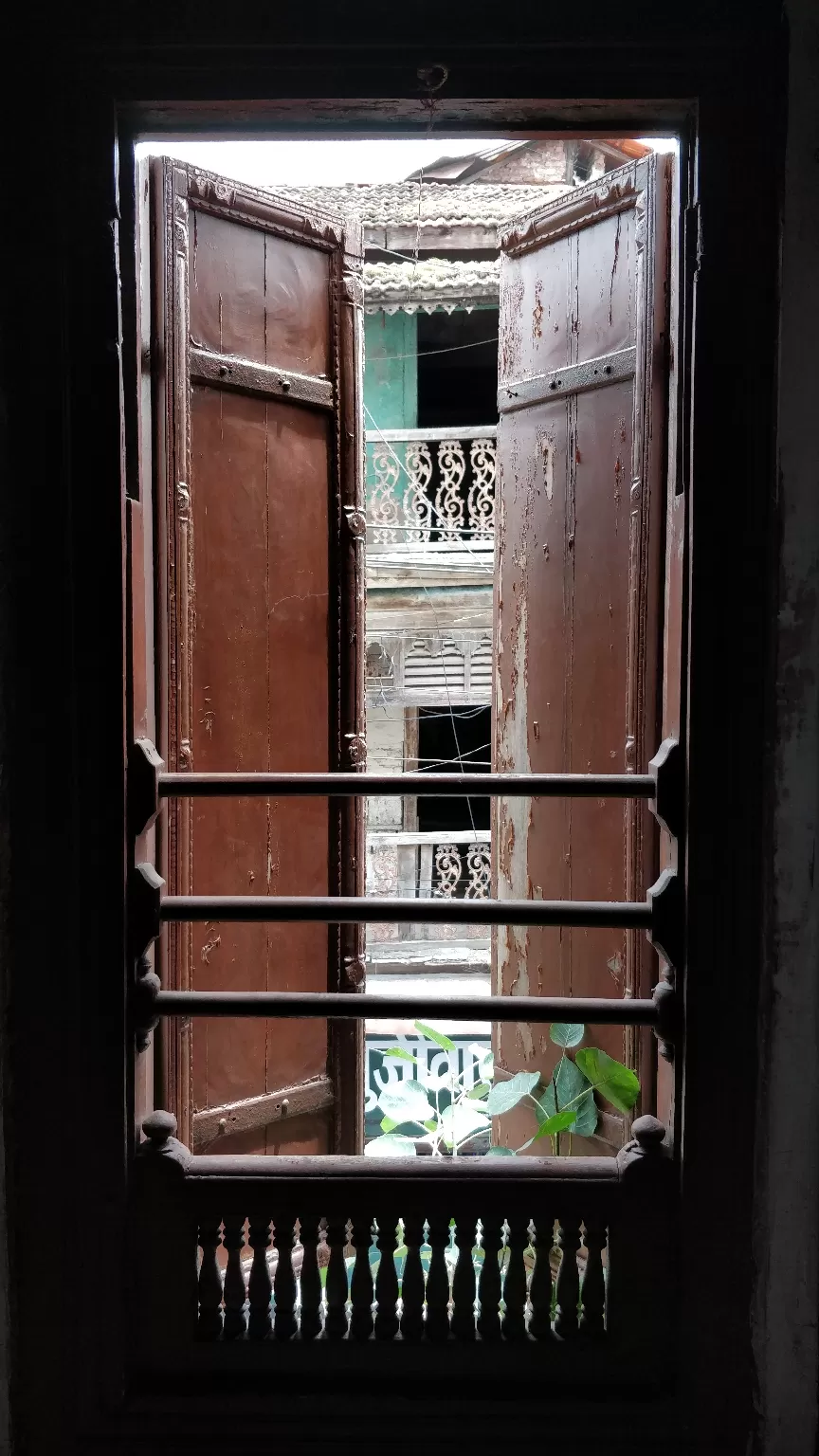 Photo of Old Sarkar Wada By Poorva Ghiya