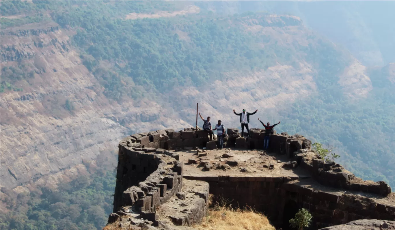 Photo of Lonavala By Pratik Bhoyar