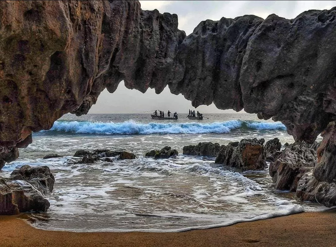 Photo of Thotlakonda Beach By South India Nature