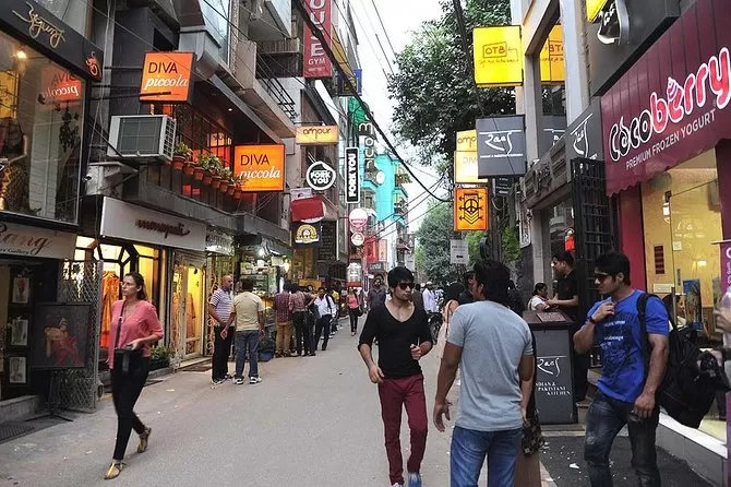 Photo of Hauz Khas Village By Rohit Prajapati (Aaric)