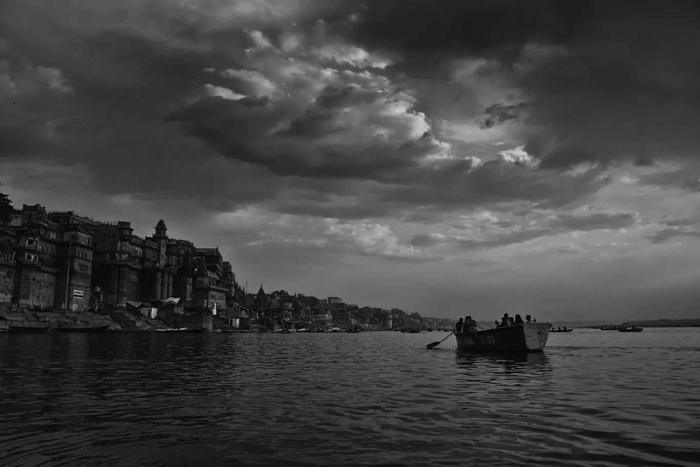 Photo of Varanasi By Himanshu Srivastava