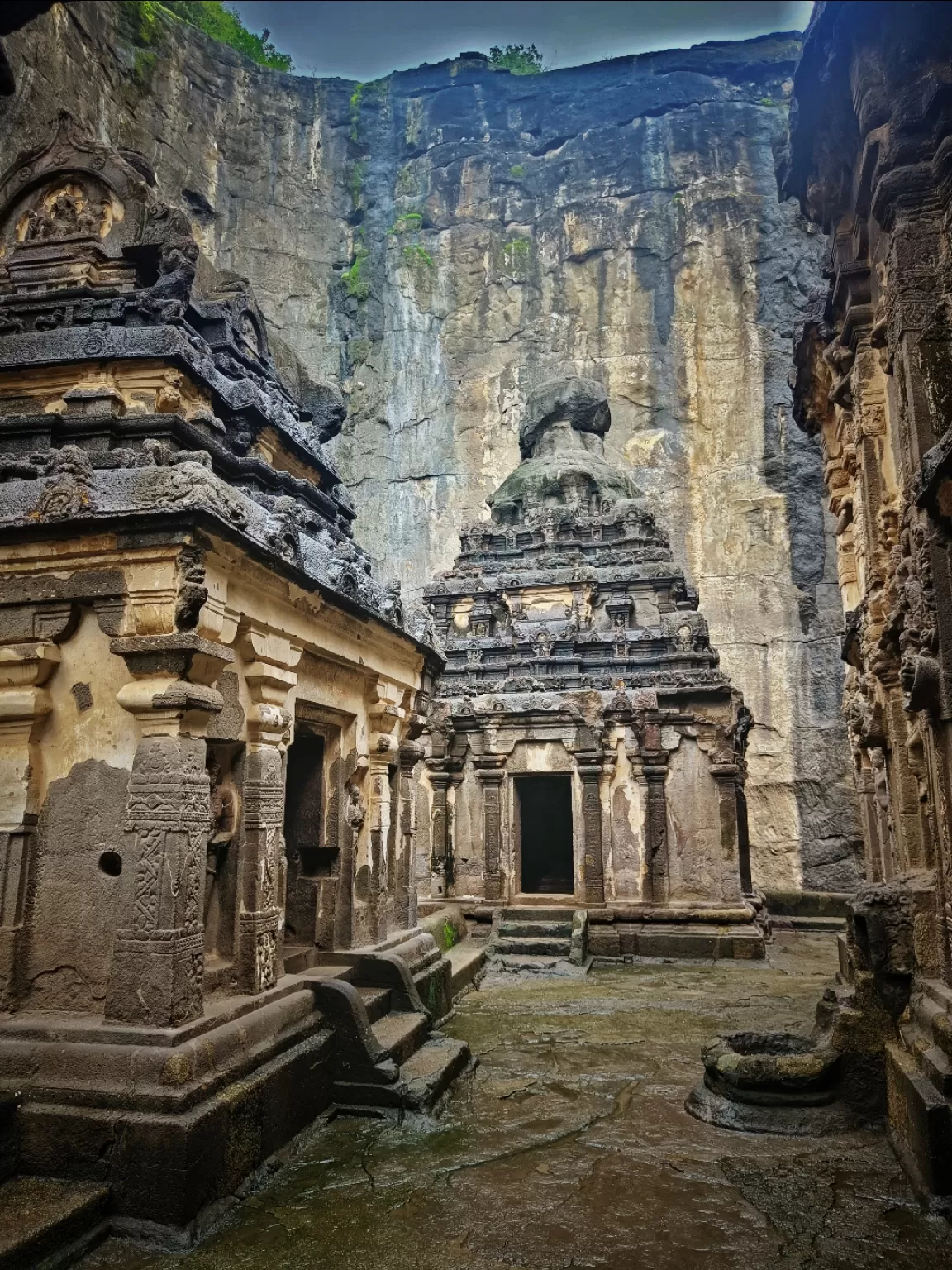 Photo of Ellora Caves By The Travel Junkie 