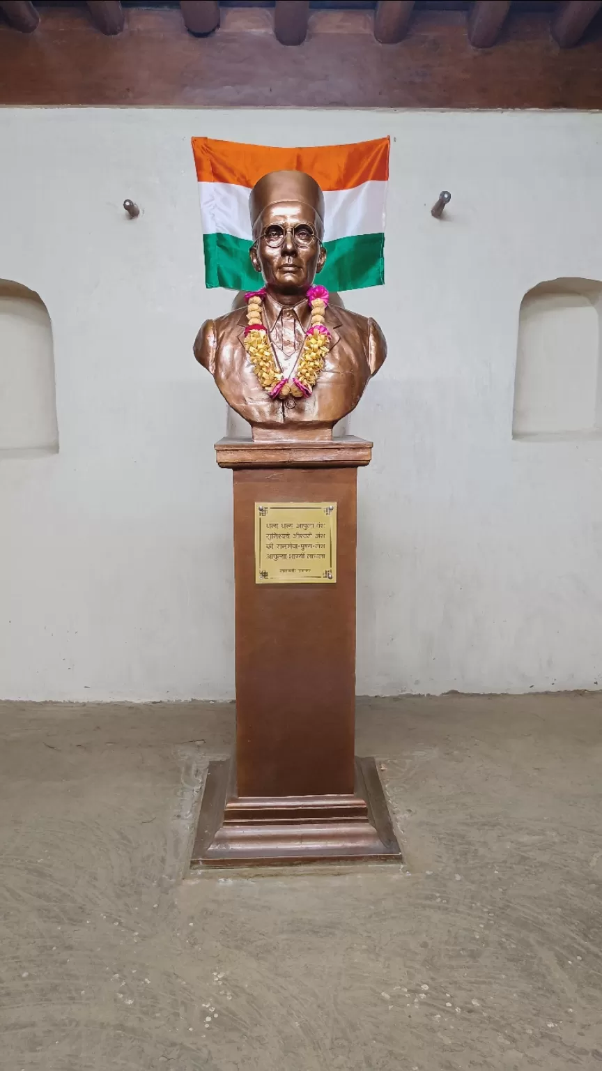 Photo of Swatantryaveer Savarkar Wada By The Travel Junkie 