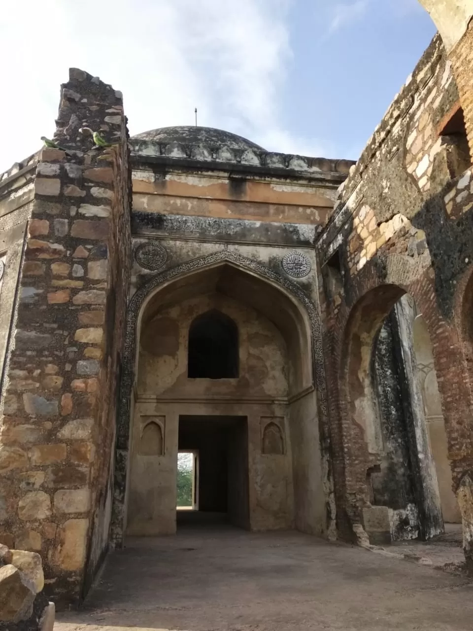 Photo of Mehrauli Archaeological Park By Devashish Mohan