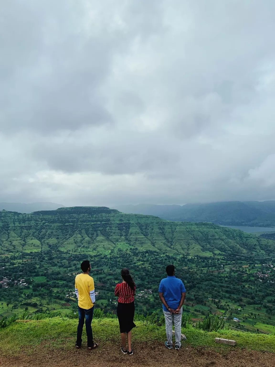 Photo of Mahabaleshwar By Humans and their emotions