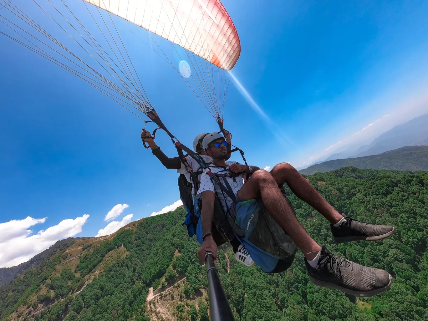 Photo of Bir Billing Paragliding By Darren Borges