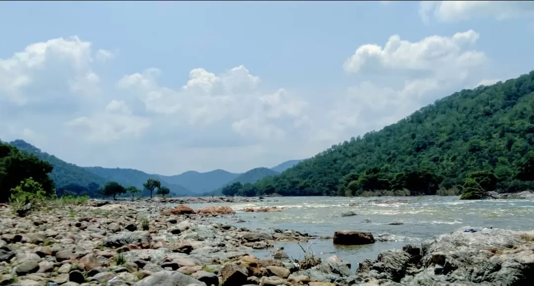Photo of Sangam-Mekedhatu Road By Rashmi Bhalla