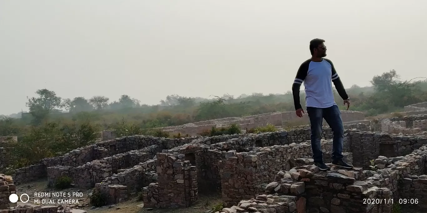 Photo of Bhangarh Fort By Prakash Chaturvedi