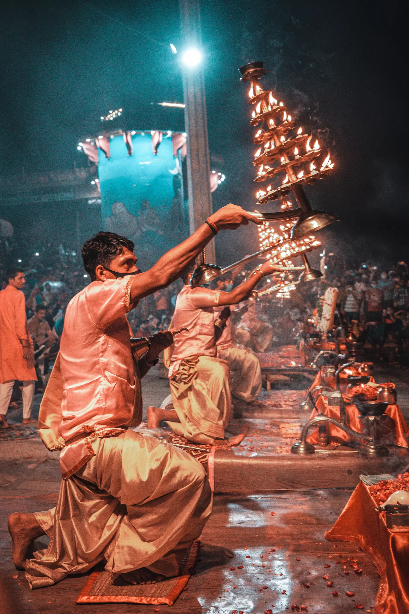 Photo of Varanasi By Bunny Ayush Kushwaha