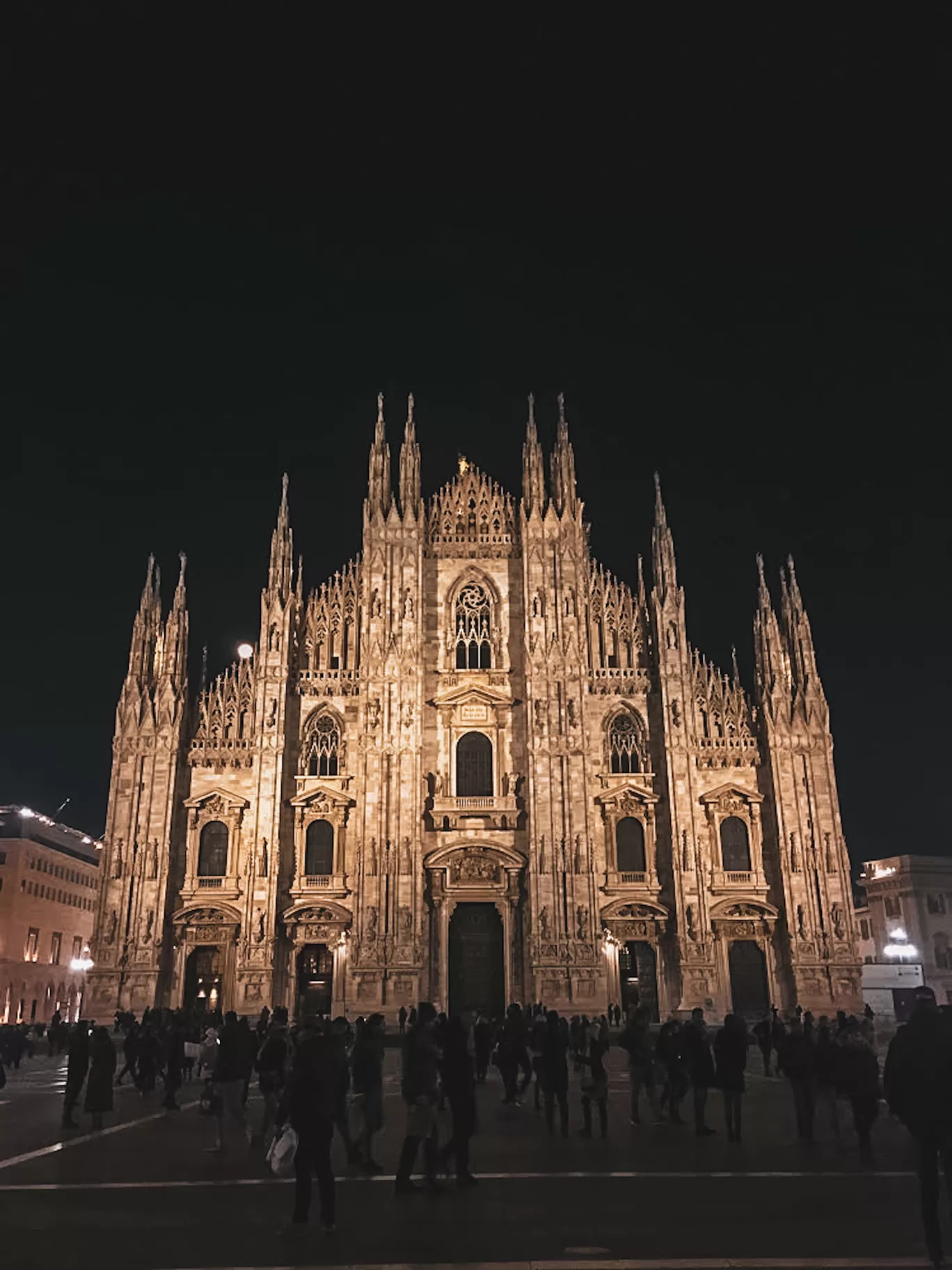 Photo of Milan By Shishir Kumar Singh (Dilliwalatraveler)