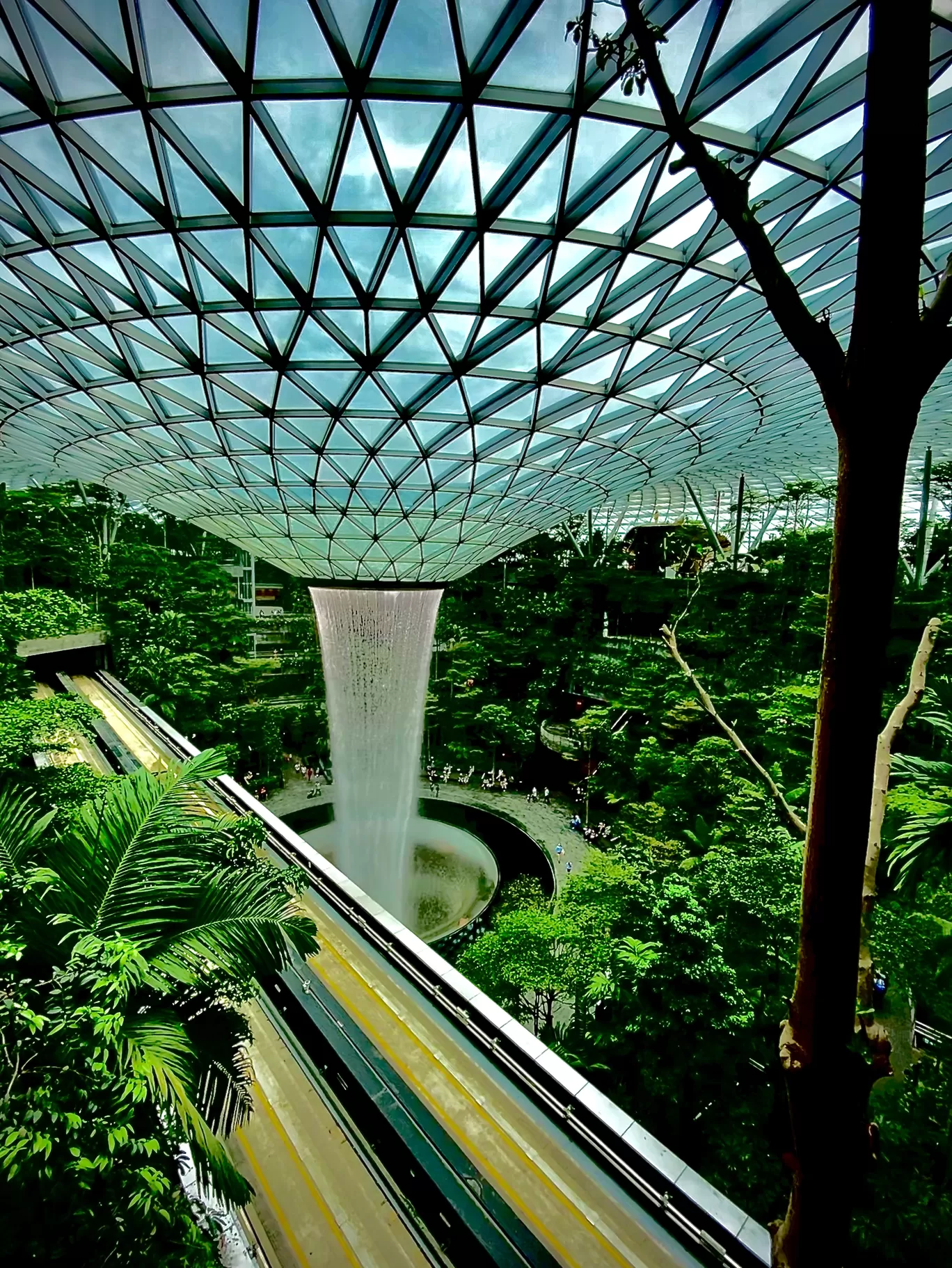 Photo of Singapore By lalajiofficial