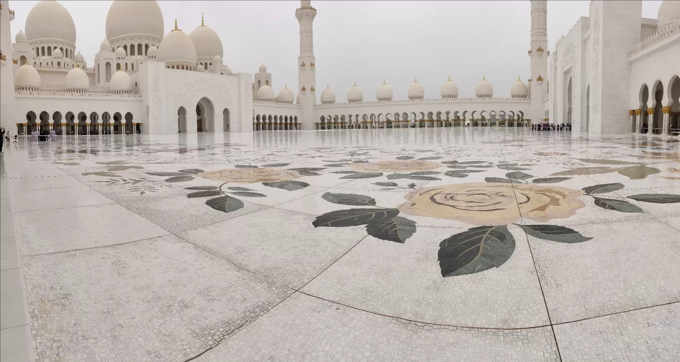 Photo of Sheikh Zayed Grand Mosque - Sheikh Rashid Bin Saeed St - Abu Dhabi - United Arab Emirates By Ayushi Chhaperia