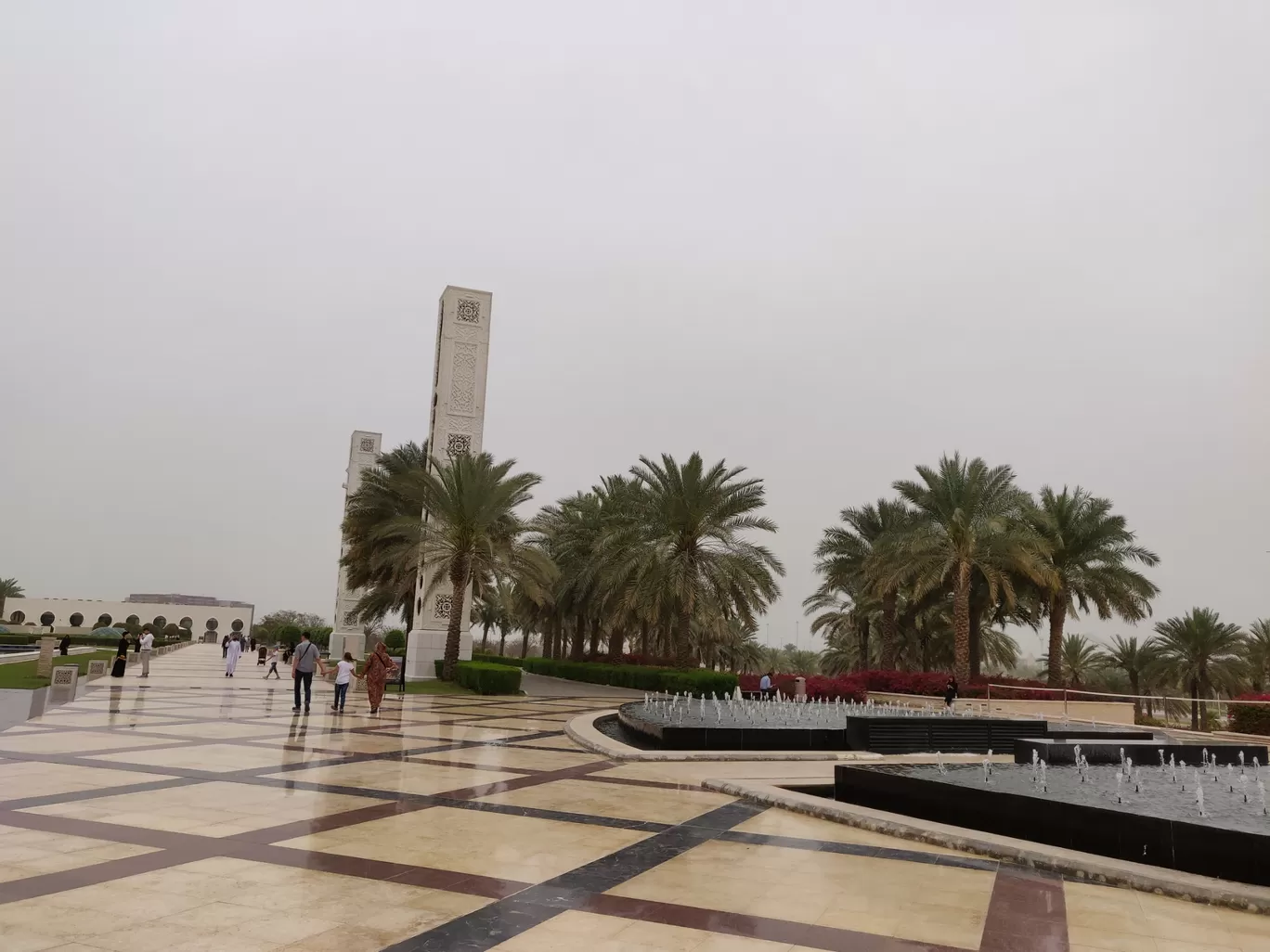 Photo of Sheikh Zayed Grand Mosque - Sheikh Rashid Bin Saeed St - Abu Dhabi - United Arab Emirates By Ayushi Chhaperia