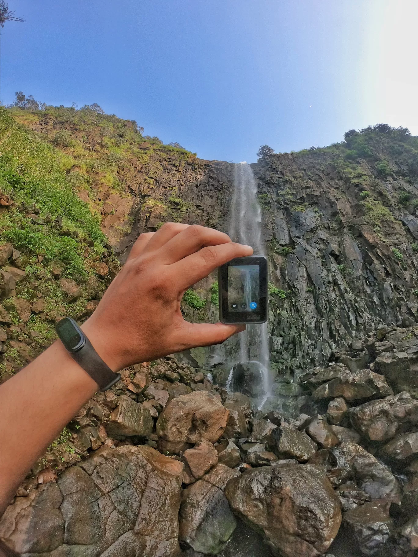 Photo of Mangeli Waterfall By Jim Dias