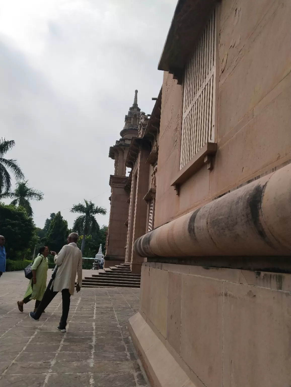 Photo of Sarnath Buddhist Temple By Nupur