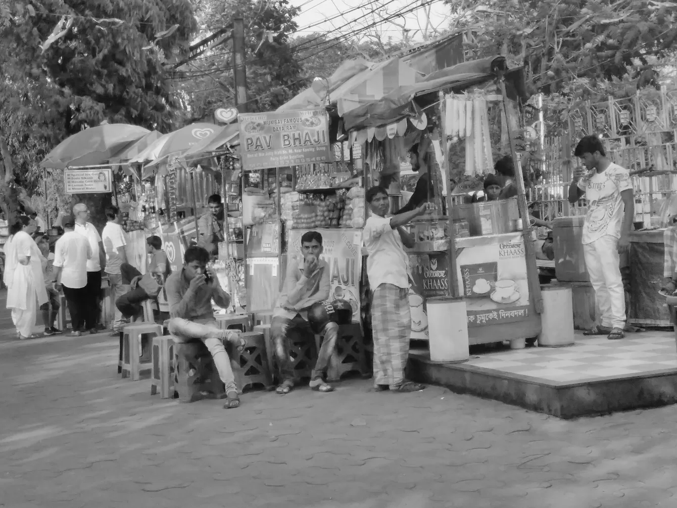 Photo of Princep Ghat By Wandering girls