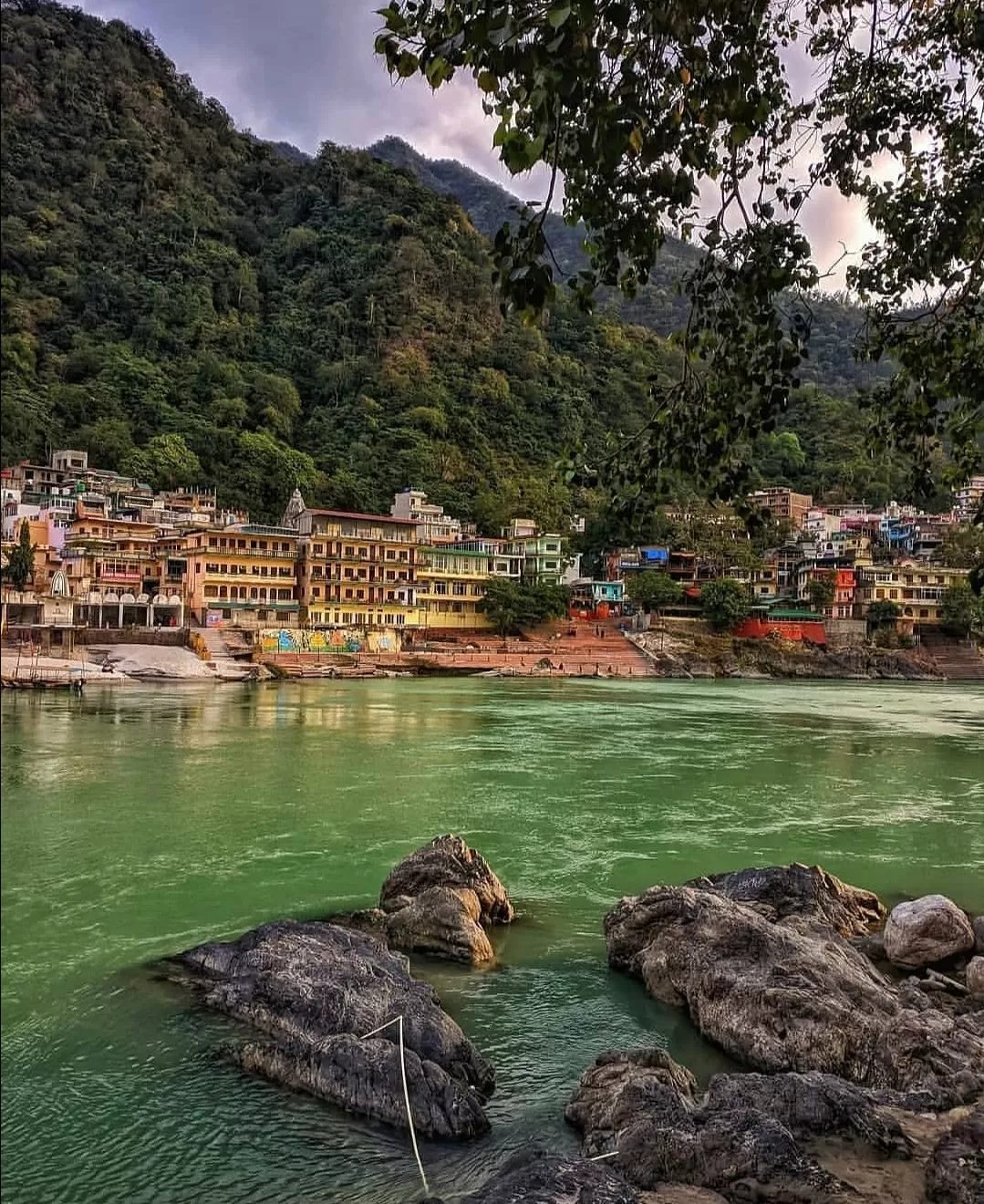 Photo of Rishikesh By Rishav Chauhan