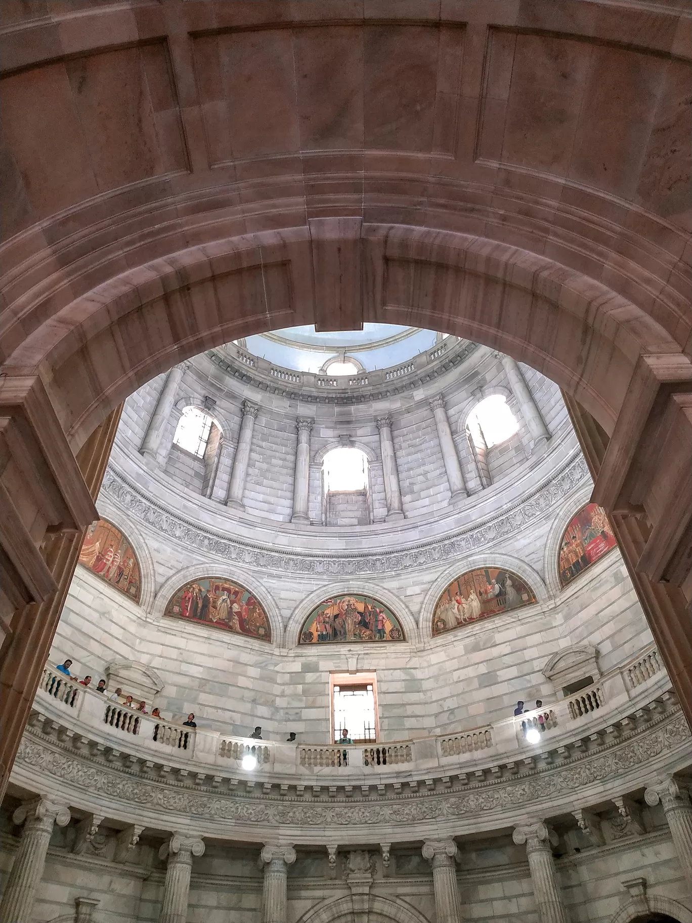 Photo of Victoria Memorial Hall By Aishwarya Saha