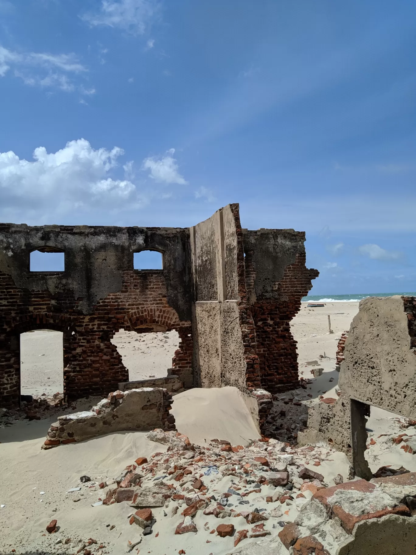 Photo of Dhanushkodi Point. By Vishnu Jith S