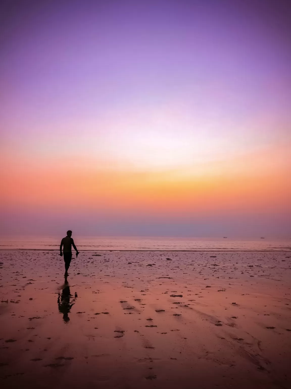 Photo of Versova Beach By Sayantan