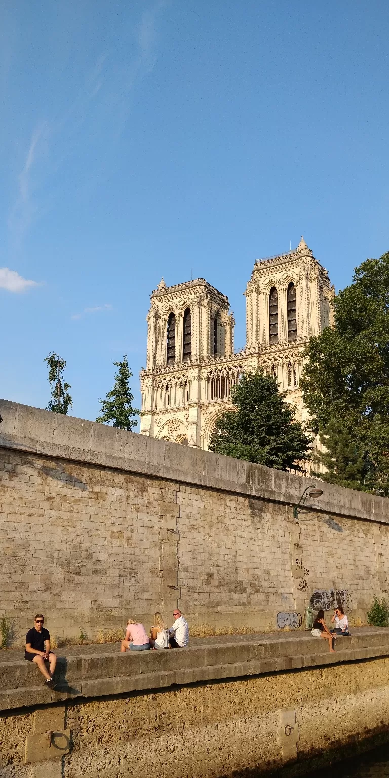 Photo of Paris By Harish Baskaran