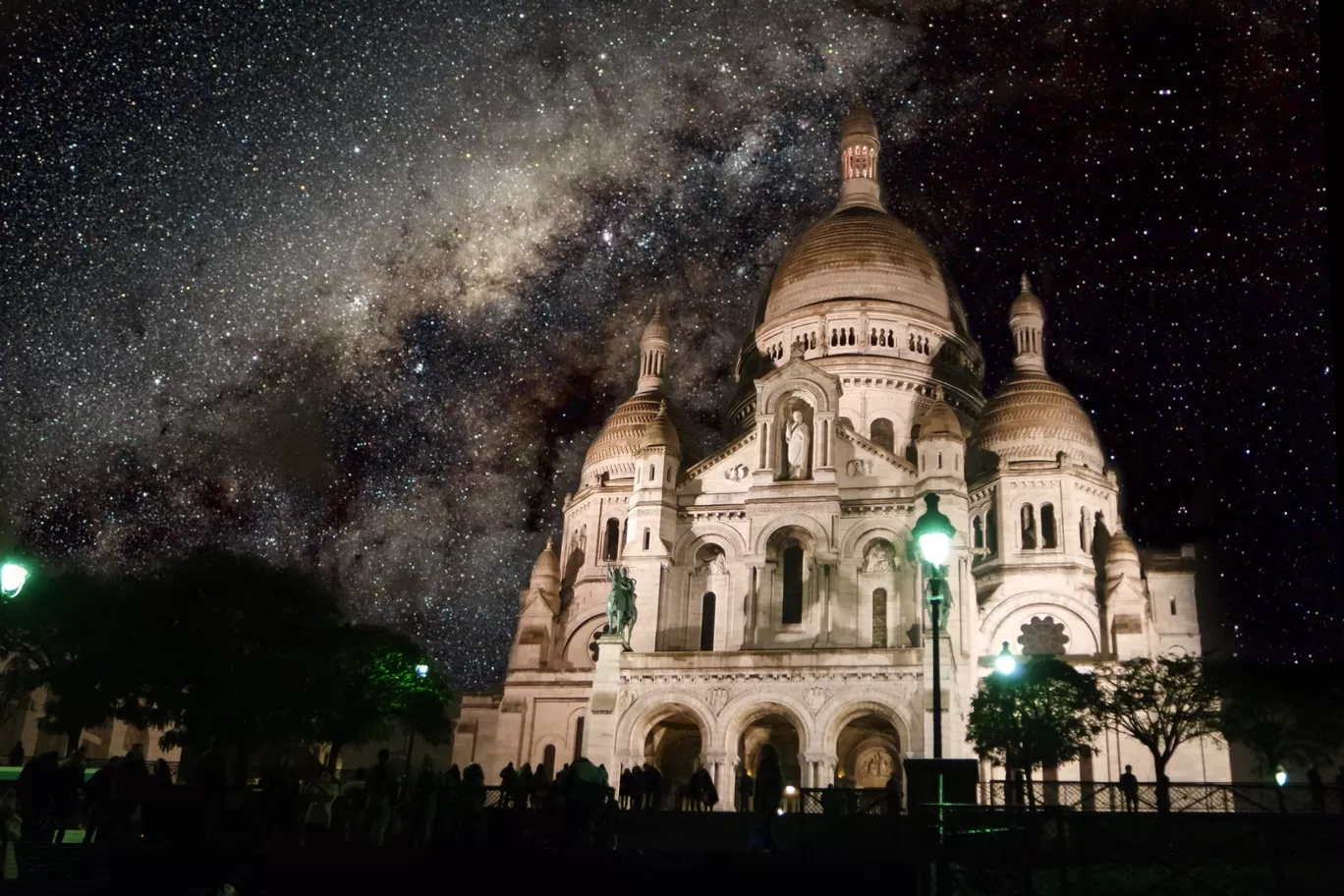 Photo of Paris By Akshay Sharma