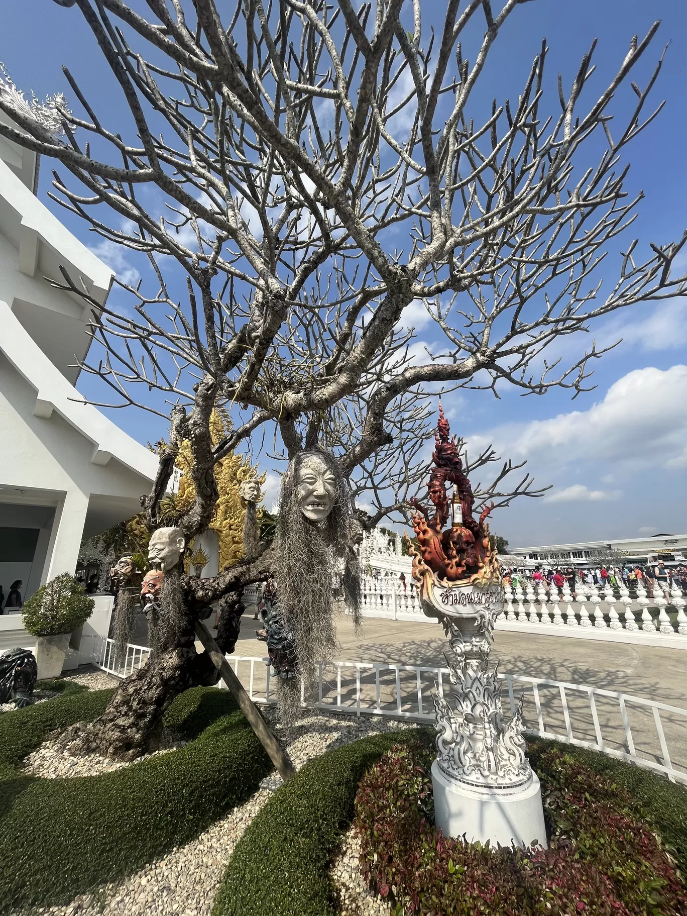 Photo of Wat Rong Khun - White Temple By Shraddha Ramane