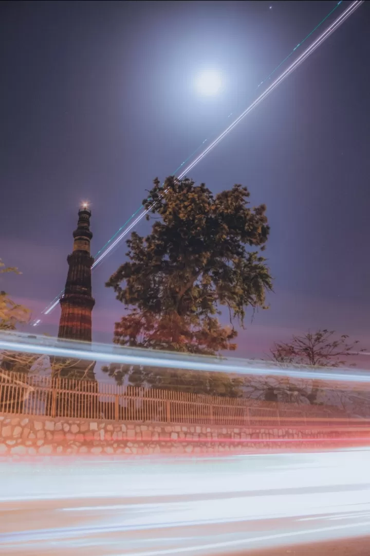 Photo of Qutub Minar By Spontaneity Pictures