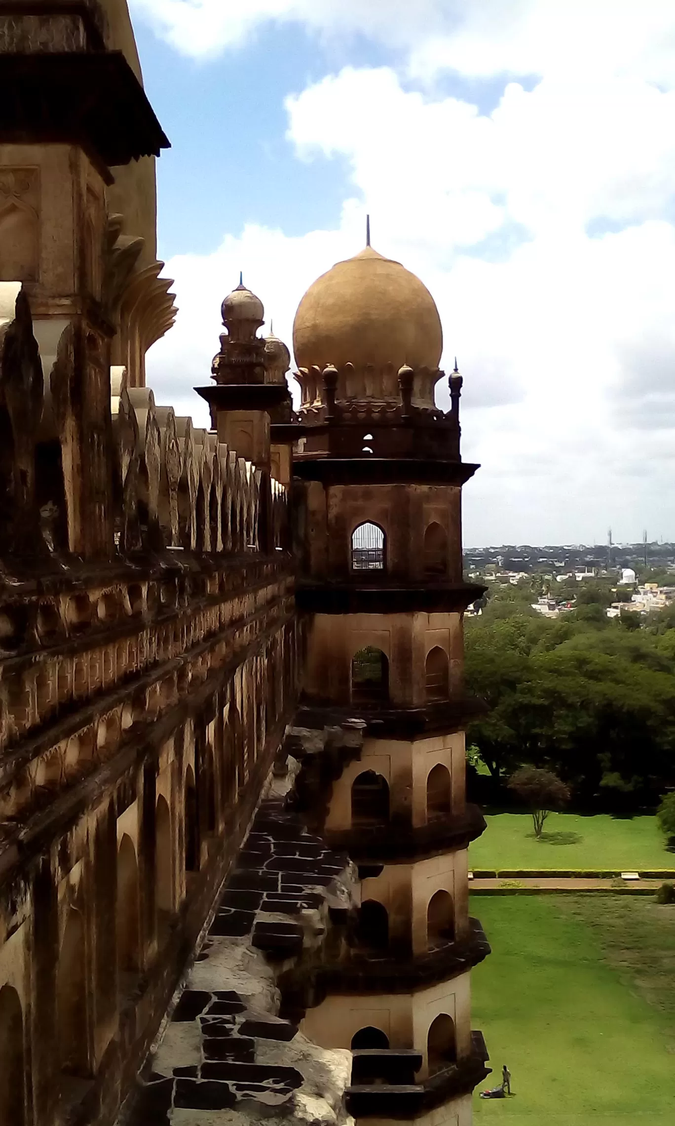 Photo of Gol Gumbaz By KALAPURI by Aatish Chavan